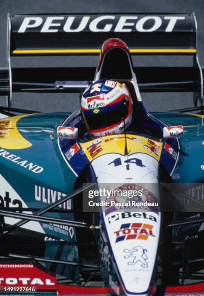 Rubens Barrichello from Brazil drives the Total Jordan Peugeot Jordan 195 Peugeot A10 V10 during the Formula One Canadian Grand Prix on 11th June...