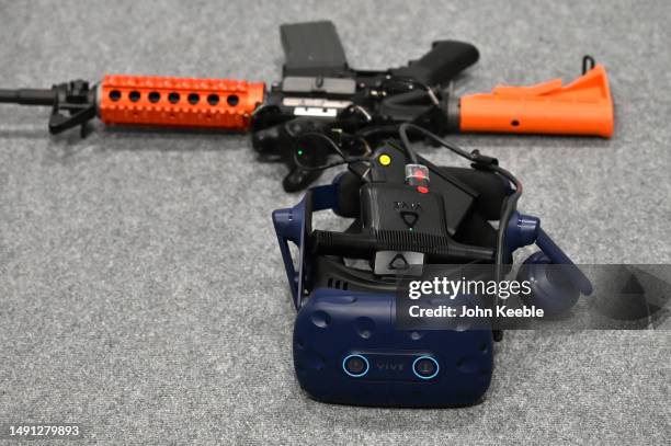Vive Rifle Smart Gun Photos and Premium High Res Pictures - Getty Images
