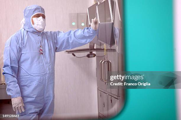 An employee works at the NSA radiopharmaceutical plant on July 08, 2011 in Aedea Rome, Italy. Nuclear Specialists Associated, Radiopharmacy,...