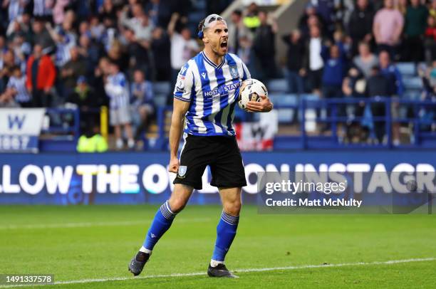 Lee Gregory of Sheffield Wednesday celebrates after scoring the team's second goal during the Sky Bet League One Play-Off Semi-Final Second Leg match...