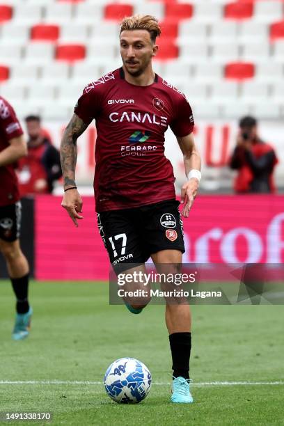 Gianluca Di Chiara of Reggina during Serie B match played beetween SSC Bari and Reggina 1914 at Stadio San Nicola on May 13, 2023 in Bari, Italy.