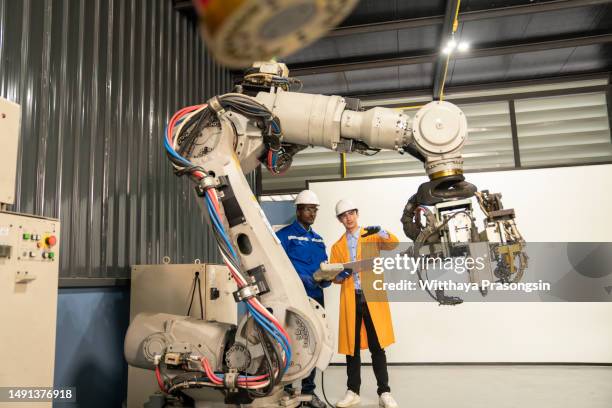 3,913 Automation Programming Stock Photos, High-Res Pictures, and ...