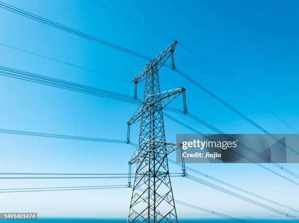 electricity pylon - netsnoer stockfoto's en -beelden