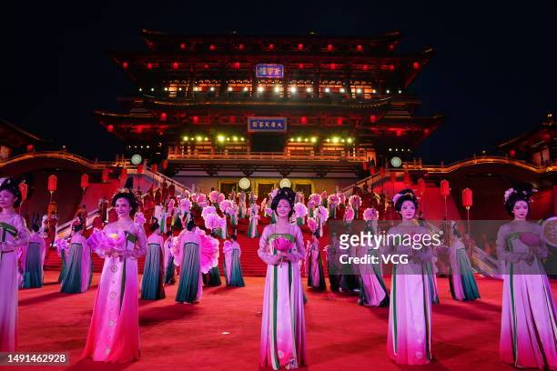Performance is staged during a welcome ceremony of the China-Central Asia Summit at the Tang Paradise on May 18, 2023 in Xi'an, Shaanxi Province of...