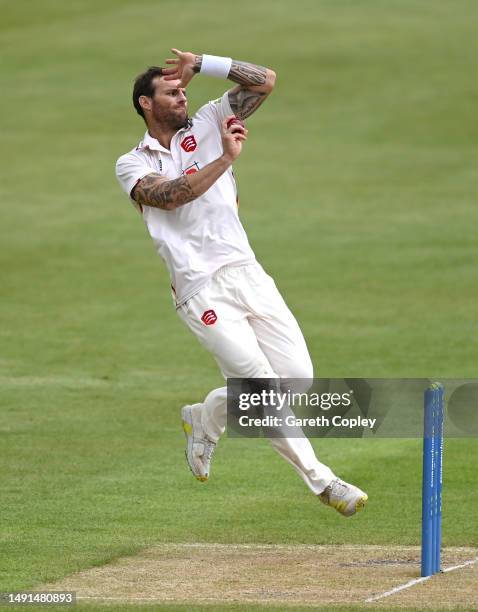 Doug Bracewell of Essex bowls during the LV= Insurance County Championship Division 1 match between Nottinghamshire and Essex at Trent Bridge on May...