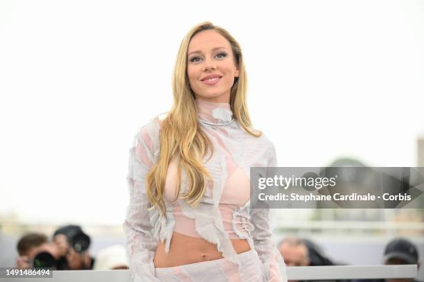 Ester Exp�ósito attends the "Perdidos En La Noche " photocall at the 76th annual Cannes film festival at Palais des Festivals on May 19, 2023 in...