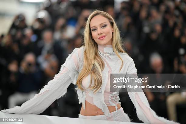 Ester Expósito attends the "Perdidos En La Noche " photocall at the 76th annual Cannes film festival at Palais des Festivals on May 19, 2023 in...