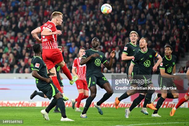 Philipp Lienhart of SC Freiburg heads an attempt on goal during the Bundesliga match between Sport-Club Freiburg and VfL Wolfsburg at Europa-Park...