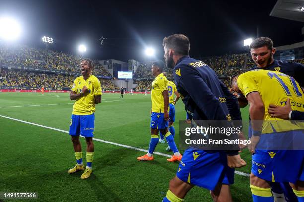 Theo Bongonda of Cadiz celebrates with teammates after scoring their team's first goal during the LaLiga Santander match between Cadiz CF and Real...