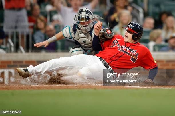 Austin Riley Walk Off Austin Riley Photos and Premium High Res Pictures - Getty Images