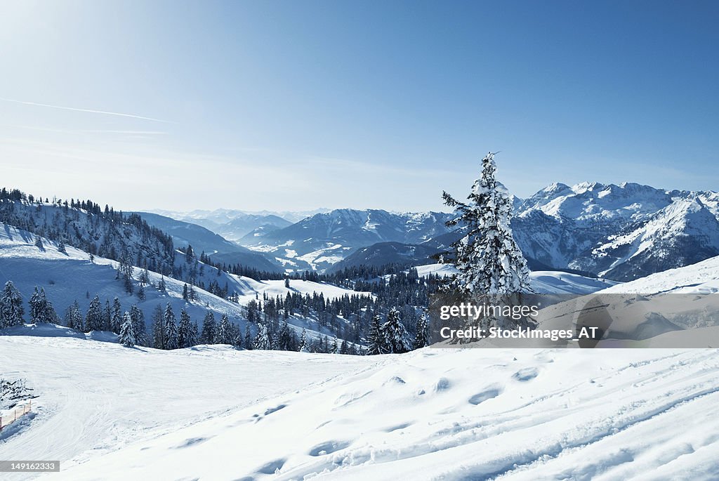 Schönen winter Landschaft in den österreichischen Alpen