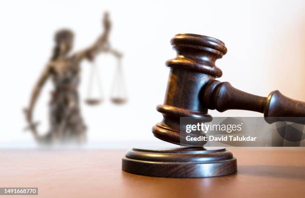 justice hammer or gravel - costituzione foto e immagini stock