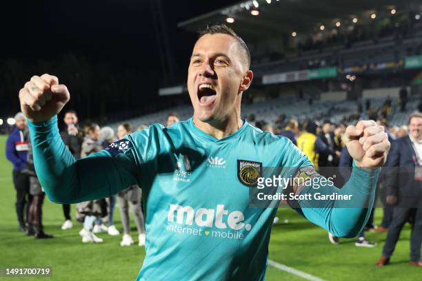 Danny Vukovic of the Mariners celebrates the team's win during the second leg of the A-League Men's Semi Final between Central Coast Mariners and...