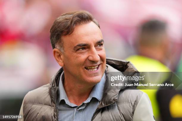 Carlos Carvalhal, Head Coach of RC Celta, looks on prior to the LaLiga Santander match between Athletic Club and RC Celta at San Mames Stadium on May...
