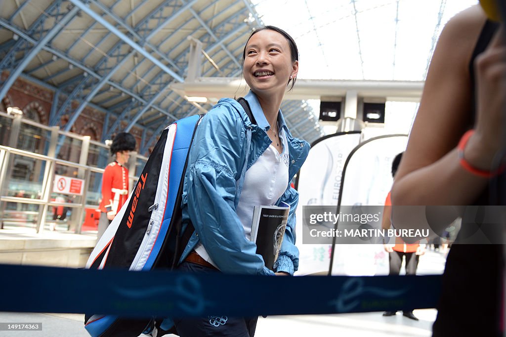 Pi Hongyan Player of the French badminton Olympic team, Hongyan Pi arrives at ...