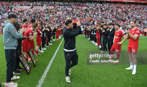 Besiktas in talks with England midfielder Alex Oxlade-Chamberlain