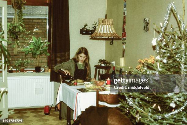 ich habe gerade in den 1970er jahren geheiratet - retro christmas stock-fotos und bilder