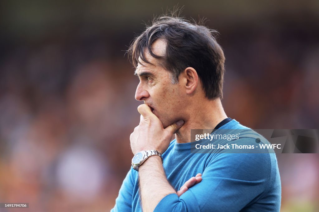 Wolverhampton Wanderers v Everton FC - Premier League