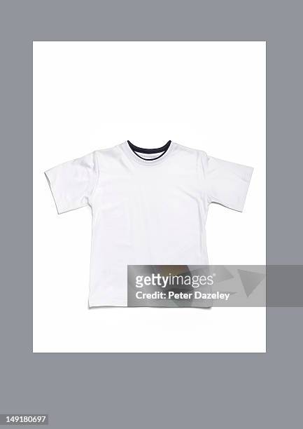 white t-shirt with copy space - tシャツ　無人 ストックフォトと画像