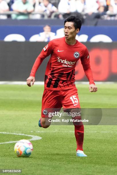 Daichi Kamada of Eintracht Frankfurt in action during the Bundesliga match between FC Schalke 04 and Eintracht Frankfurt at Veltins-Arena on May 20,...