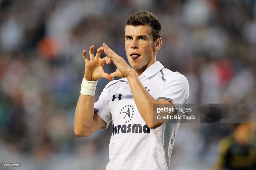 Tottenham Hotspur v Los Angeles Galaxy