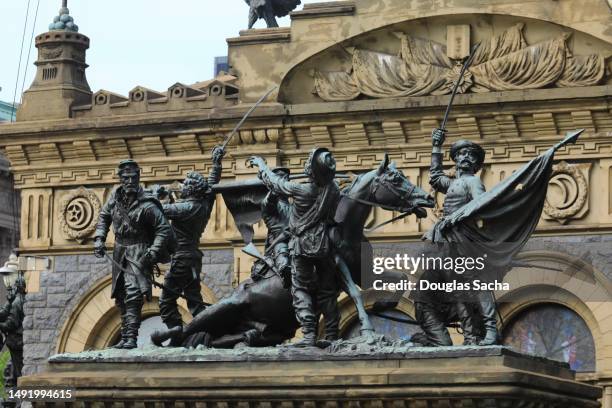 iconic civil war soldiers and sailors monument - civil war statue stock pictures, royalty-free photos & images