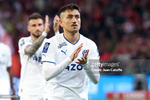 Cengiz Under of Marseille salutes the supporters following the Ligue 1 Uber Eats match between Lille OSC and Olympique de Marseille at Stade...