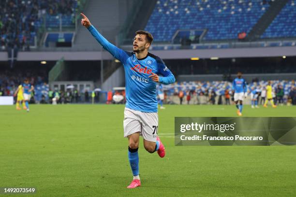 Gianluca Gaetano of SSC Napoli celebrates after scoring the team's third goal during the Serie A match between SSC Napoli and FC Internazionale at...