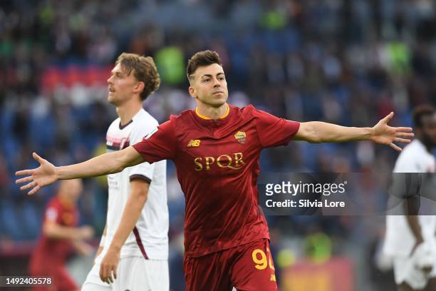 Stephan El Shaarawy of AS Roma celebrates after scoring goal 1-1 during the Serie A match between AS Roma and Salernitana at Stadio Olimpico on May...
