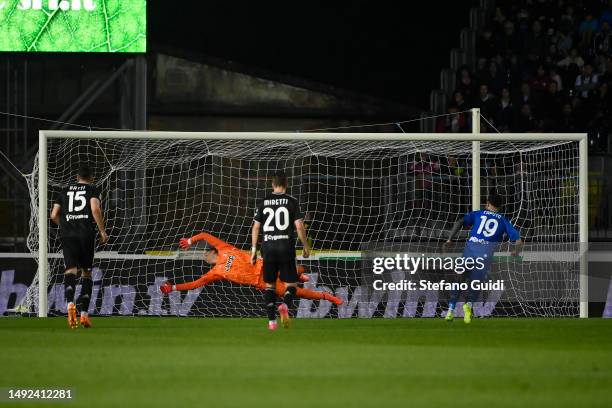 Francesco Caputo of Empoli FC kick on goal a penalty kick during the Serie A match between Empoli FC and Juventus at Stadio Carlo Castellani on May...