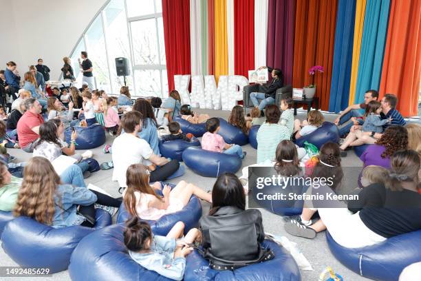 Gal Gadot reads during Hammer Museum K.A.M.P. 2023 at Hammer Museum on May 21, 2023 in Los Angeles, California.