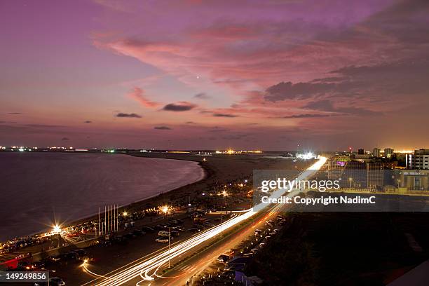 lagos sunset (bar beach) - nigeria city stock-fotos und bilder