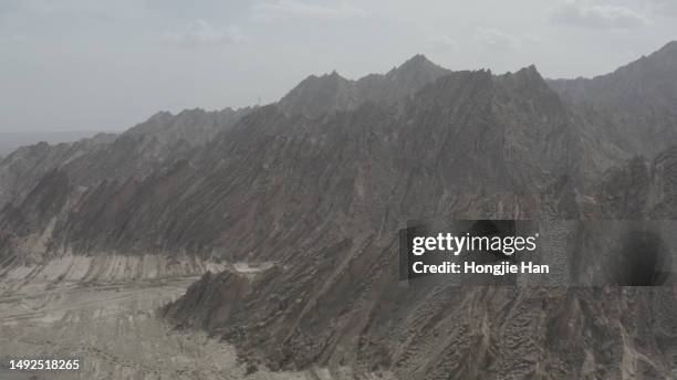 danxia landform in aksu, xinjiang, china - 美國 stock pictures, royalty-free photos & images