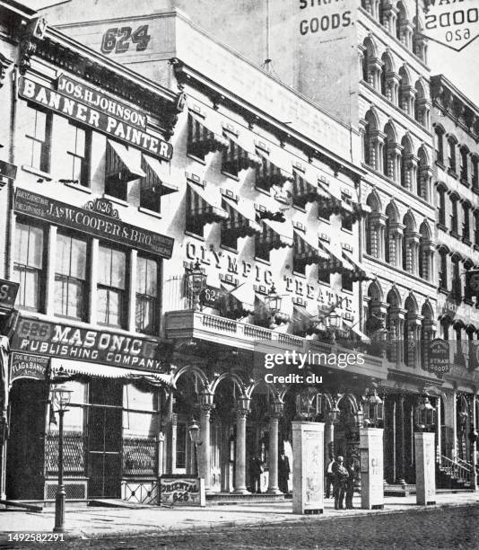 new york city, broadway, das olympische theater, 1875 - broadway theater exteriors and landmarks stock-grafiken, -clipart, -cartoons und -symbole