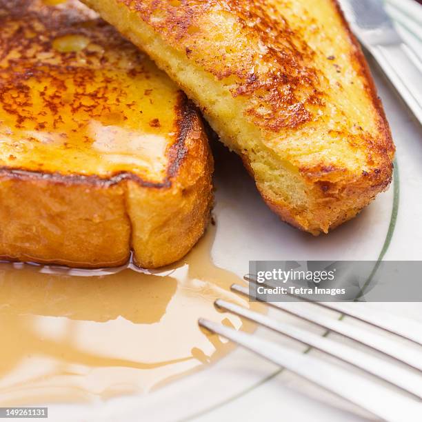 usa, new york state, new york city, french toast with syrup - pain perdu stock pictures, royalty-free photos & images