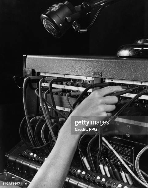 Handheld Switchboard Plug And Cord Switchboards Photos and Premium High Res Pictures - Getty ...