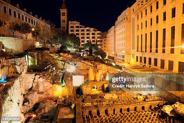 lebanon, beirut, roman ruins at night - old beirut - fotografias e filmes do acervo