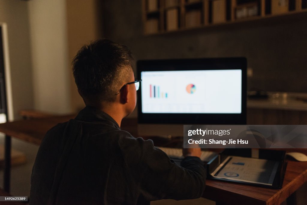 Tea Garden Owner Using Computer In Japanese Style Tea Room High-Res ...