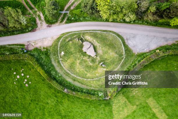 arthur's stone, dorstone, herefordshire, england, welsh marches, uk - koning arthur stockfoto's en -beelden