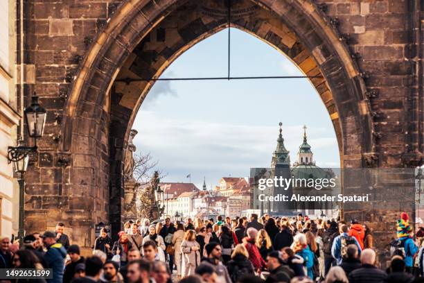 crowd of people - bohemia czech republic stockfoto's en -beelden