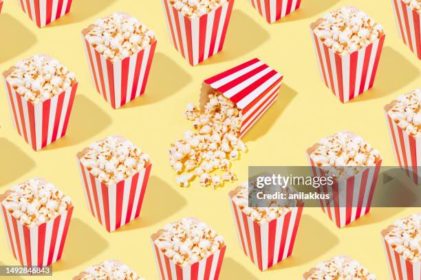 popcorn pattern on yellow - popcorn box bildbanksfoton och bilder