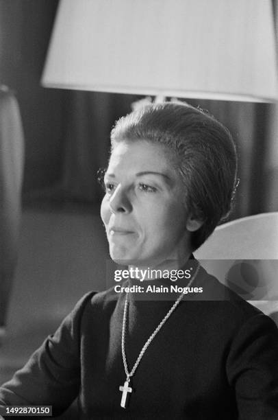 Portrait de la présidente Isabel Peron à la Casa Rosada.