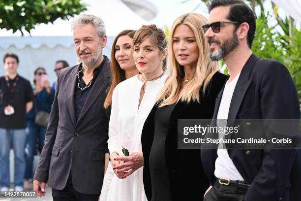 Eric Reinhardt, Audrey Diwan, Valérie Donzelli, Virginie Efira and Melvil Poupaud attend the "L'Amour Et Les Forets " photocall at the 76th annual...