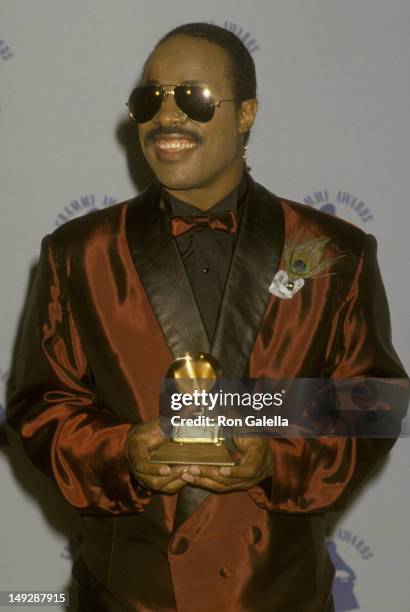 Stevie Wonder attends 28th Annual Grammy Awards on February 25, 1986 at the Shrine Auditorium in Los Angeles, California.