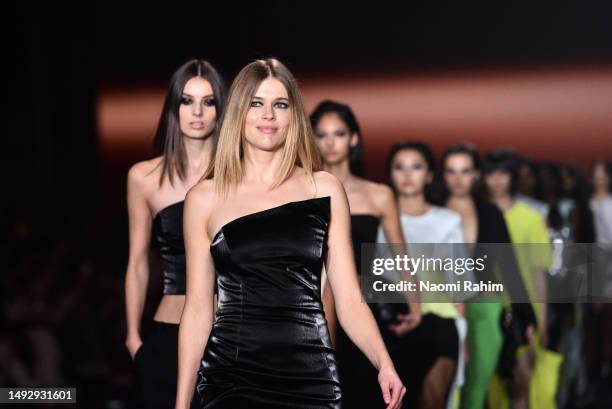 Victoria Lee walks the runway during the Cue - Presented by Afterpay show during Afterpay Australian Fashion Week 2023 at Carriageworks on May 18,...