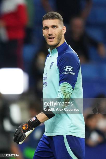 Ivo Grbic of Atletico Madrid looks on during his warm up prior to the LaLiga Santander match between RCD Espanyol and Atletico de Madrid at RCDE...