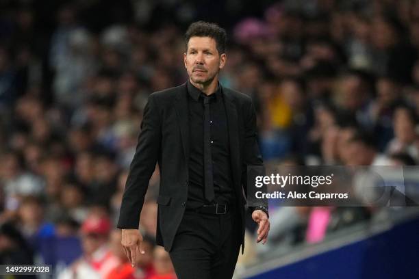 Diego Simeone, Head Coach of Atletico Madrid, looks on during the LaLiga Santander match between RCD Espanyol and Atletico de Madrid at RCDE Stadium...