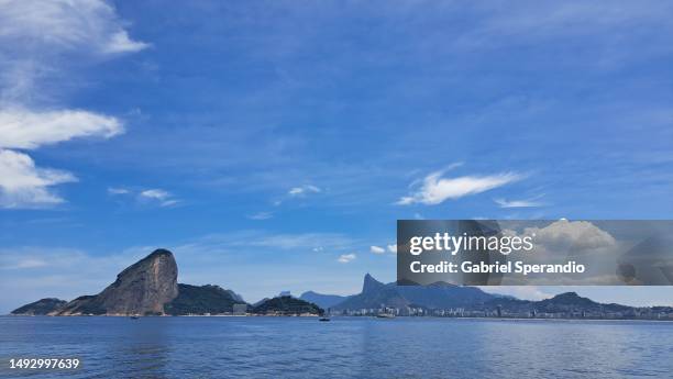 view of rio de janeiro - フラミンゴビーチ ストックフォトと画像