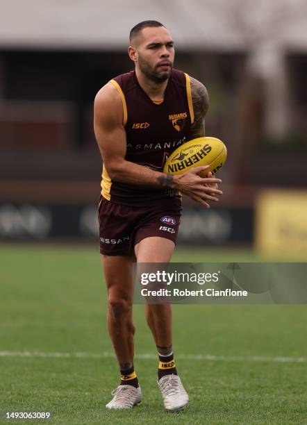 Jarman Impey of the Hawks controls the ball during a Hawthorn Hawks AFL training session at Waverley Park on May 25, 2023 in Melbourne, Australia.