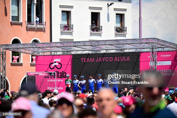 Michael Matthews of Australia, Alessandro De Marchi of Italy, Eddie Dunbar of Ireland, Michael Hepburn of Australia, Lukas Pöstlberger of Austria,...
